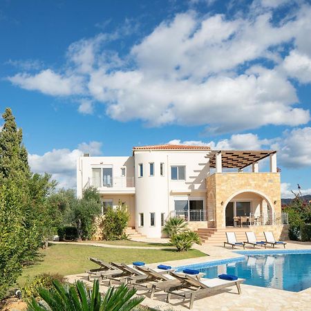 Lake And Sea Villa Tersanas Exterior photo