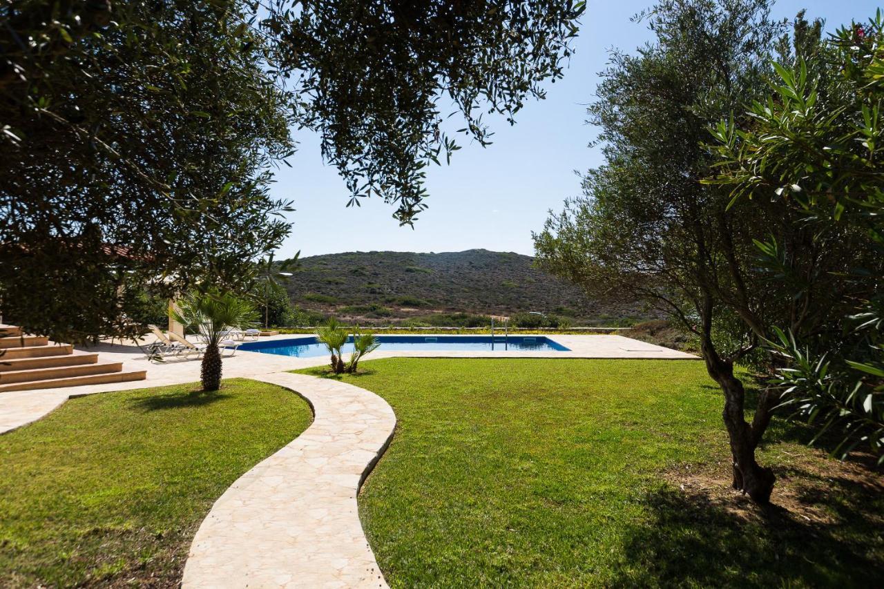 Lake And Sea Villa Tersanas Exterior photo