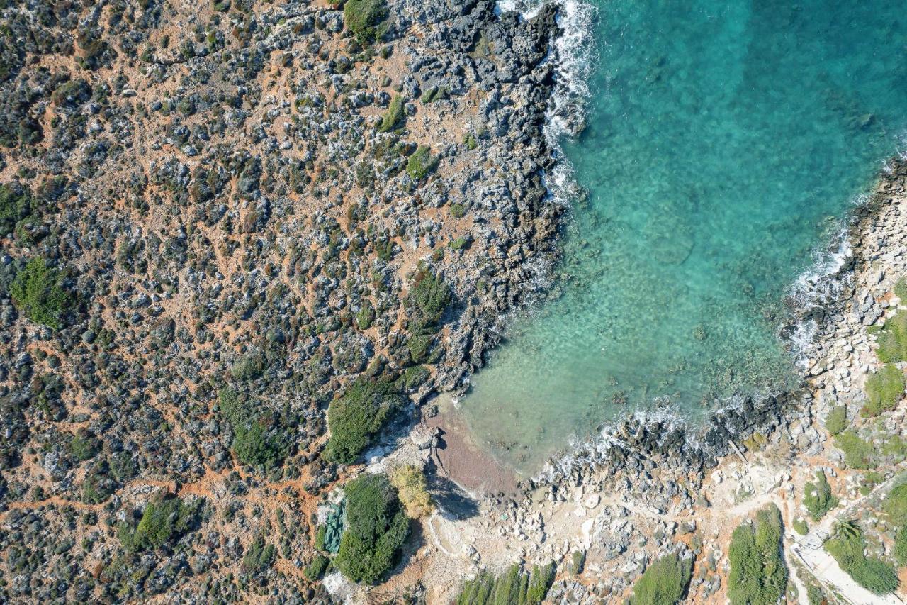 Lake And Sea Villa Tersanas Exterior photo