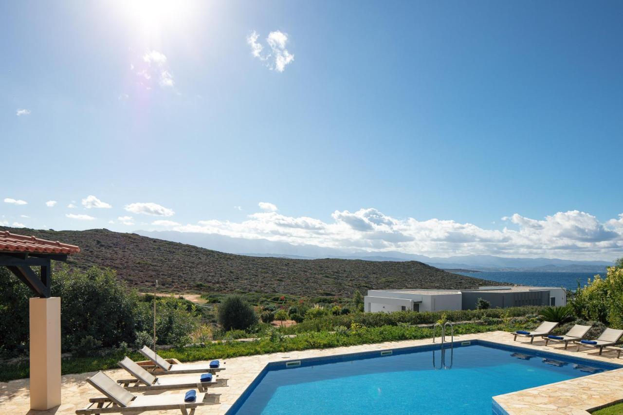 Lake And Sea Villa Tersanas Exterior photo
